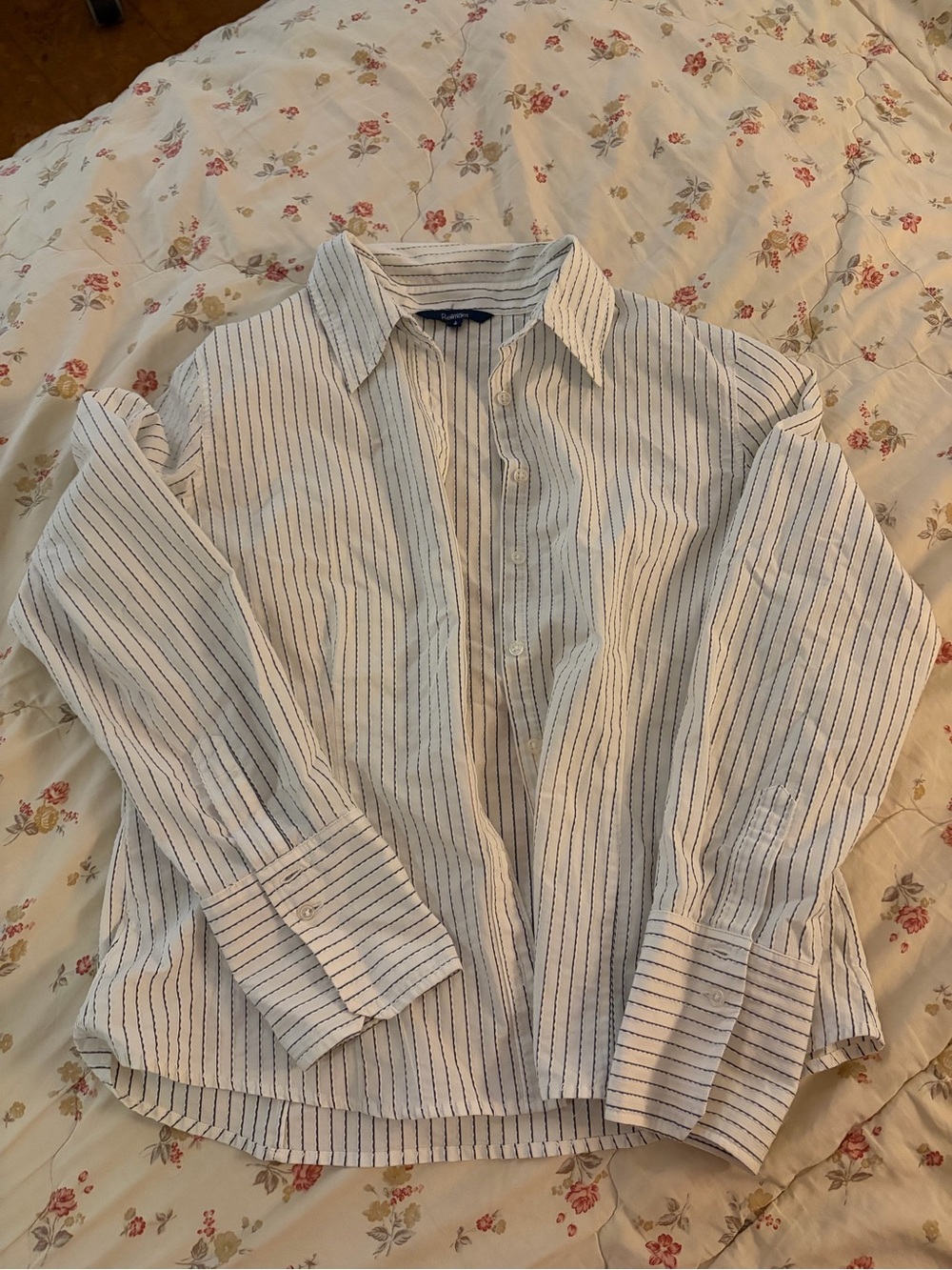 Reitmans White Pinstripe Button-Down Shirt